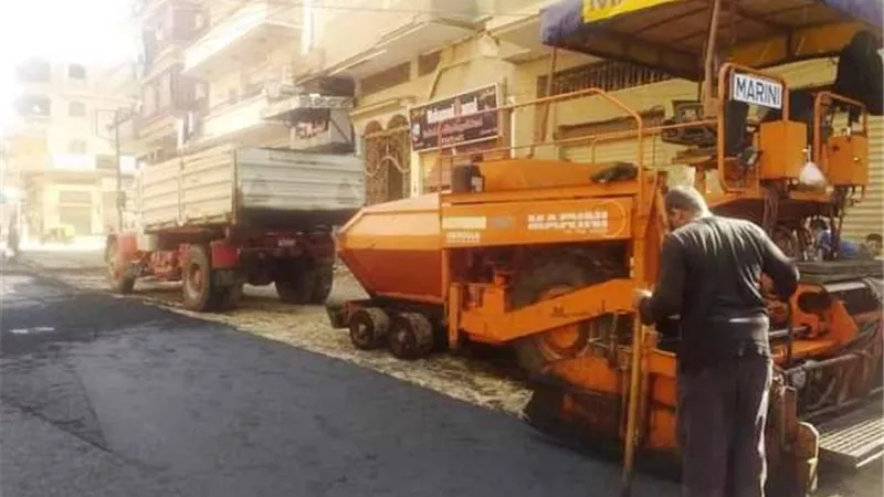 رفع كفاءة ورصف شوارع وطرق داخلية بمدينة بلبيس بتكلفه ٢ مليون و٩٥٠ ألف جنيه