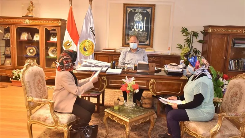 محافظ أسيوط يلتقى عميد معهد جنوب مصر للأورام لبحث سبل تفعيل المشاركة المجتمعية ودعم مستشفى الأورام بالمعهد