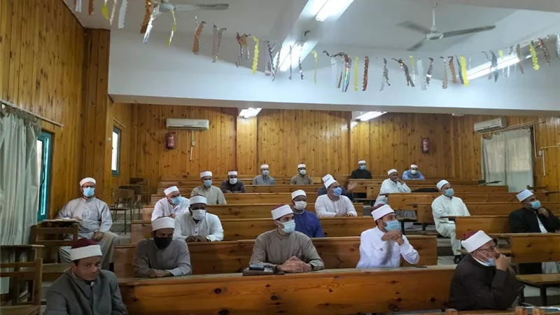 ختام دورة اللغة العربية لأئمة البحر الاحمر بمشاركة 50 امام مسجد
