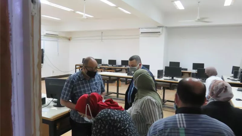 جامعة الإسكندرية تبدأ حملة تلقي لقاح كورونا لمنتسبيها