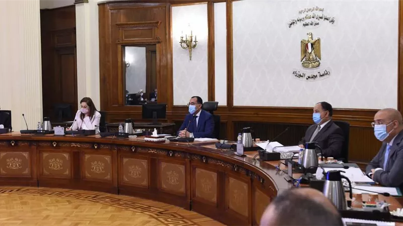 رئيس الوزراء يترأس اجتماع اللجنة العليا لشئون المشاركة مع القطاع الخاص
