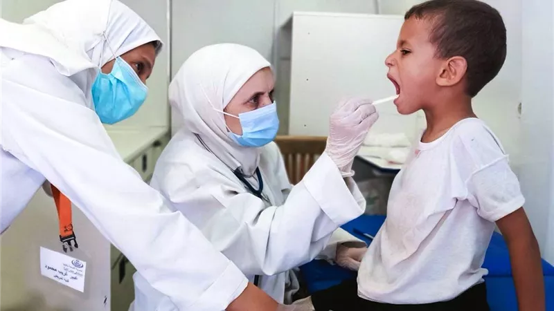 صحة المنيا : فحص وعلاج 1715 مواطنا مجانا بقرية صفط الخمار بالمنيا