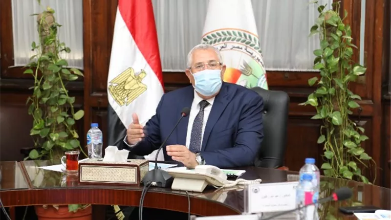 وزير الزراعة يبحث مستجدات وتطورات العمل في شركة تنمية الريف المصري وآليات الدعم الفني للمنتفعين بالمشروع