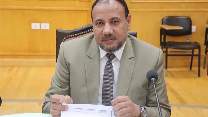 نائب رئيس الجامعة للوجه القبلي يهنئ المحرصاوي لتجديد الثقة رئيساً لجامعة الأزهر