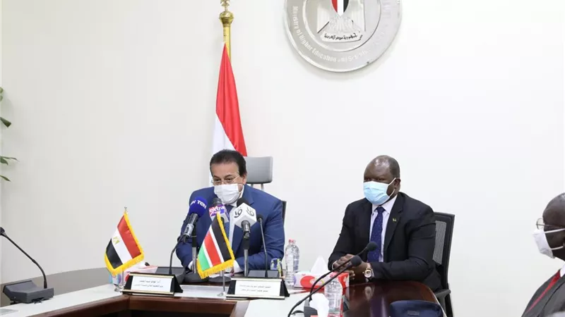 وزير التعليم العالي يبحث سبل تعزيز التعاون الثنائي مع جنوب السودان