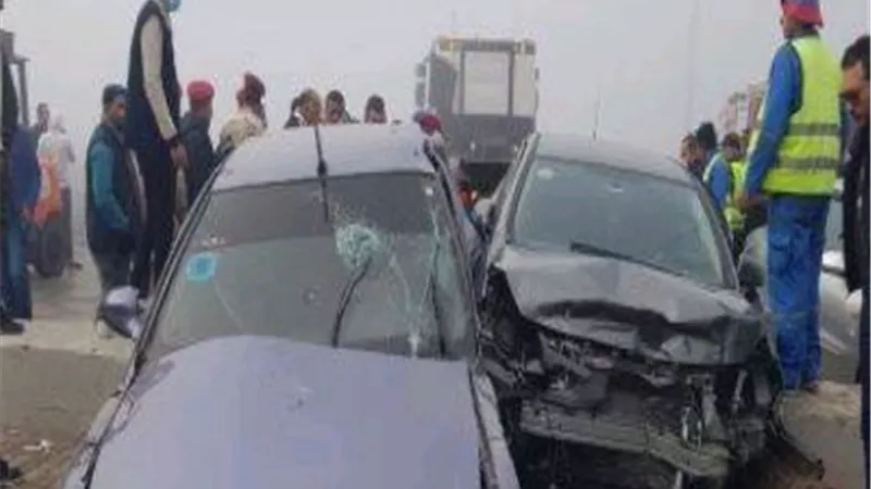 إصابة طفلين وشخص أخر فى تصادم سيارتين ملاكى برأس غارب