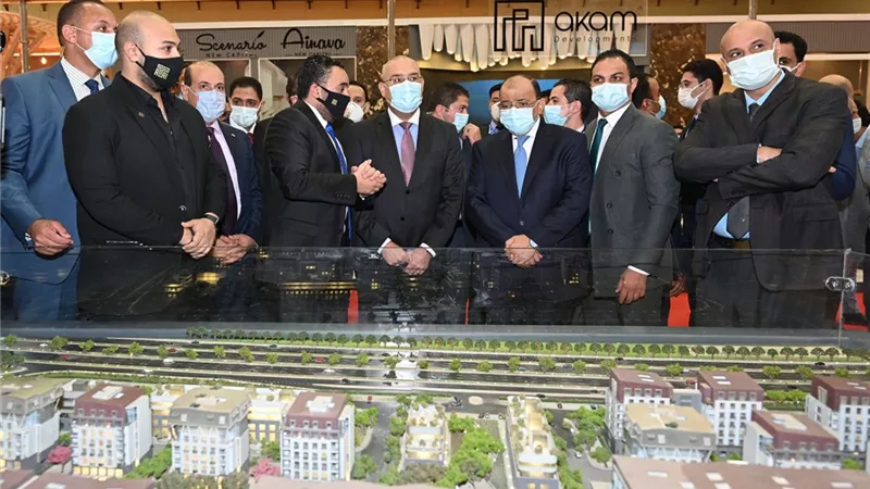 وزيرا الإسكان والتنمية المحلية يفتتحان معرض أخبار اليوم العقاري 