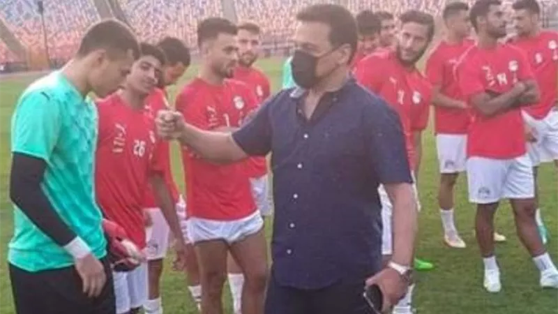 البدرى ومجاهد فى مران المنتخب الأوليمبى.. شاهد