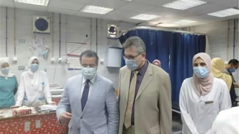 عميد كلية الطب يتفقد اقسام ووحدات مستشفيات جامعة بنها