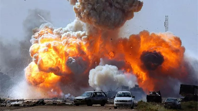 مقتل وإصابة 19 في انفجار داخل مطعم مزدحم في بغداد