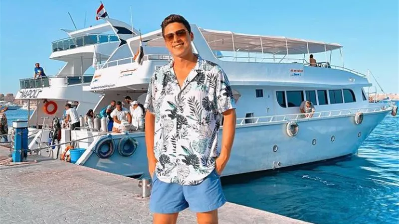 بإطلالة مبهجة .. حليم بركات يتألق عبر إنستجرام