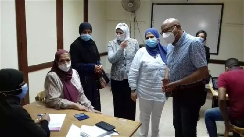 لقاح كورونا للعاملين بالثانوية ببنى سويف