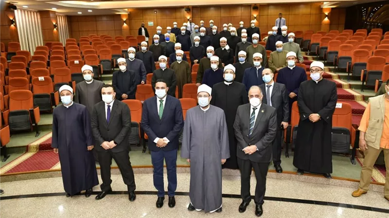وزير الاوقاف حلال استقبال محافظ الدقهليه .. احلال وتجديد 1458 مسجدا بقرى وريف المحافظات خلال 9 شهور بمشاركه المجتمع المدنى .