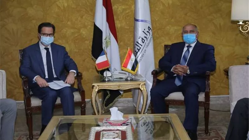 حزمة تمويلية من الحكومة الفرنسية لعدد من المشروعات في مصر