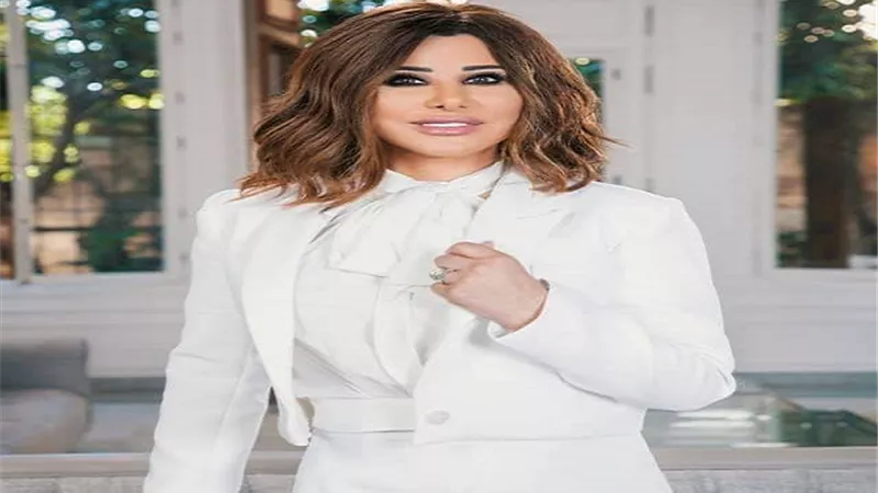شاهد.. نجوى كرم أنيقة ب