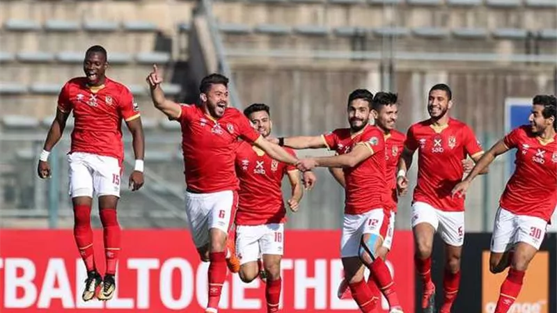 قبل مواجهة الترجى.. الأهلى يمدد عقود رباعى الفريق
