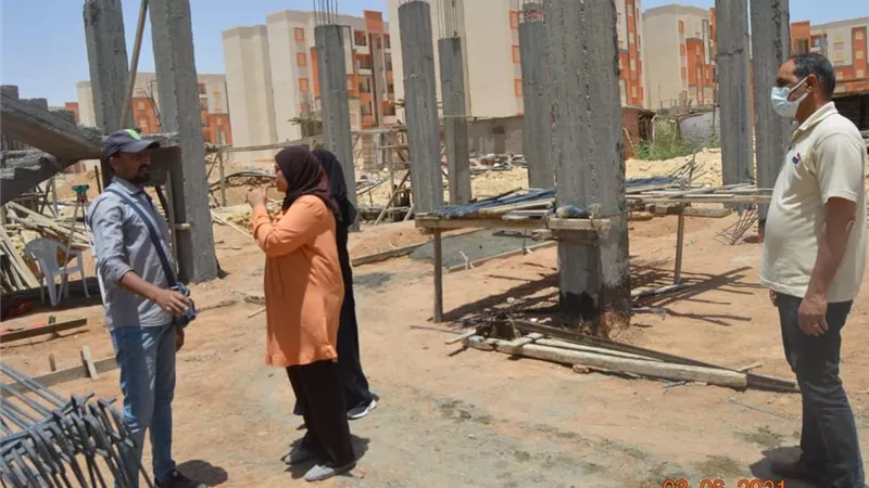 متابعة أعمال الإنارة الخارجية لوحدات الاسكان الأجتماعي الإعلان العاشر بالغردقة