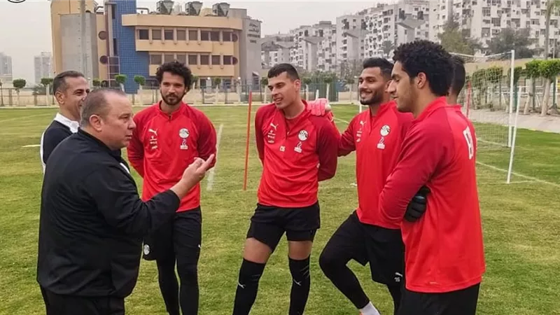 المنتخب الأولمبى يتخذ قرارًا هامًا بشأن بيكهام وصلاح