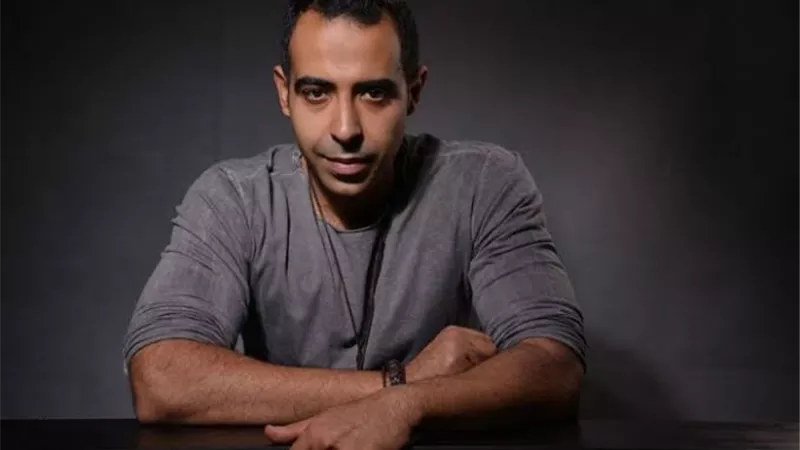 محمد عدوية يحذر من صفحة زائفه باسمه