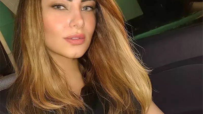 بالفيديو .. إنجى خطاب تداعب متابعيها وتعلق : التيك توك هيجننى