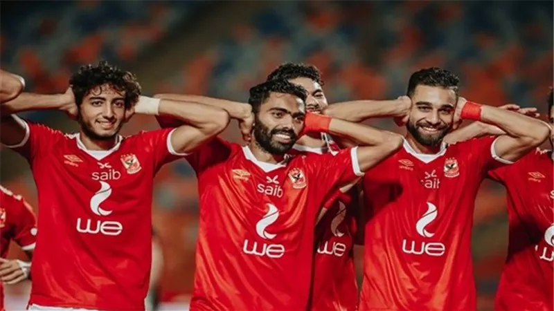 هل يرحل عمرو السولية عن الأهلى ؟ .. وكيله يجيب
