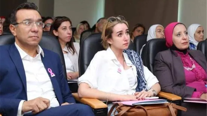 هنا الزاهد بمشاهد مؤثرة مع محاربات السرطان.. وتؤكد :