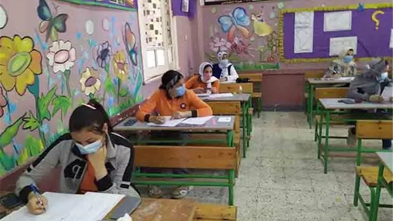 انتهاء امتحانات الاعدادية بالقليوبية..والدراسات الاجتماعية بلا شكاوى