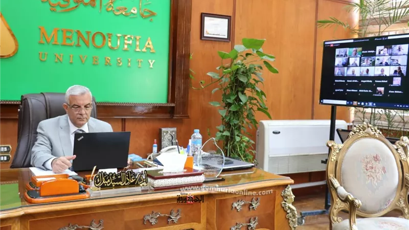 رئيس جامعة المنوفية يشارك في فعاليات مؤتمر الجامعات العربية ودورها في مواجهة كورونا 