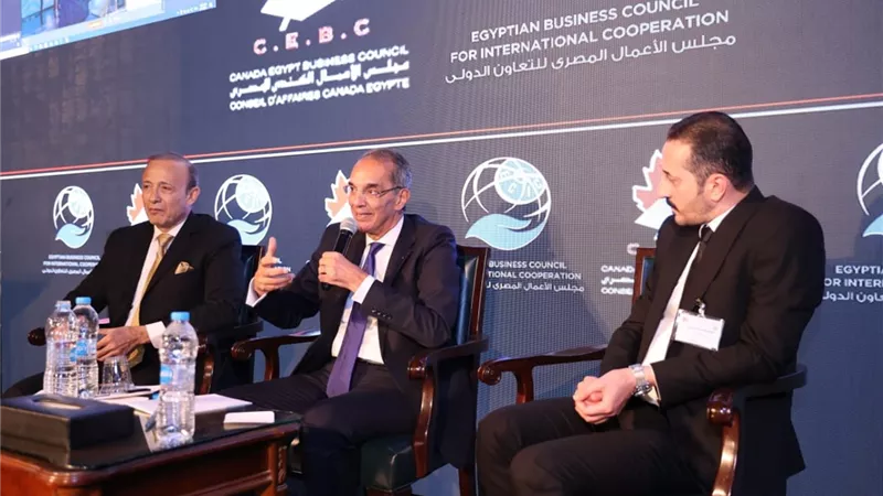 وزير الاتصالات : اطلاق 60 خدمة حكومية على منصة مصر الرقمية
