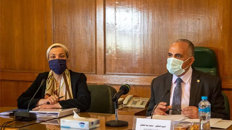 وزير الري يترأس اجتماع اللجنة العليا لتراخيص الشواطئ