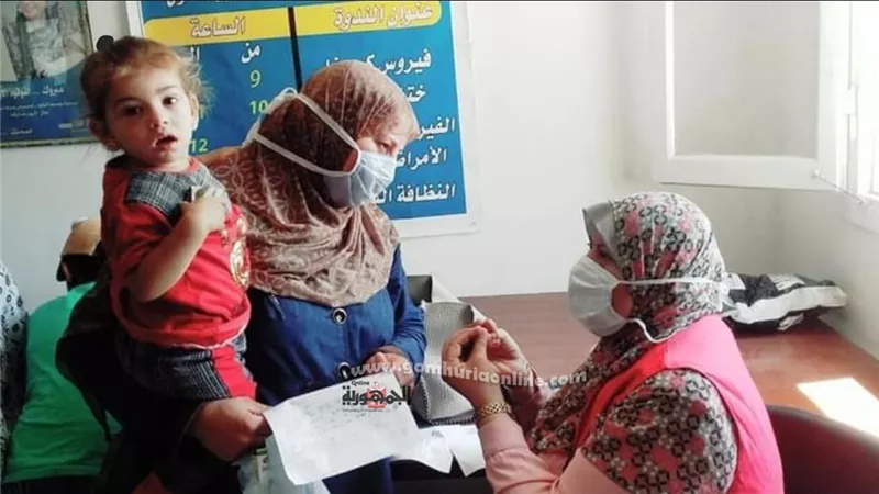 مواد غذائية وقافلة طبية مجانا بقرية الأمل شرق قناة السويس