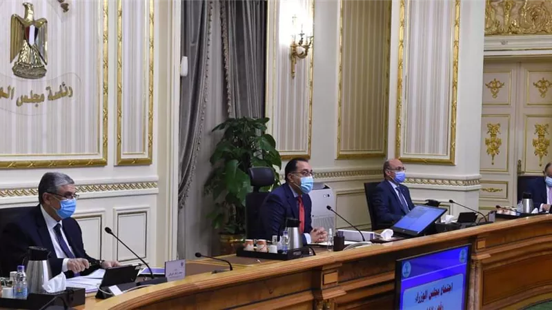 الصحة: وصول مليون جرعة من لقاح سينو فارم الصينى منتصف الأسبوع المقبل