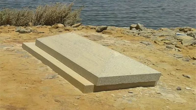 انقاذ قبر الضابط البريطاني يظل شاهدا علي التلاحم الانساني في ابوسمبل
