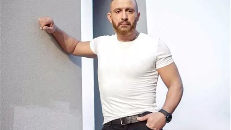 أحمد السقا يتصدر 