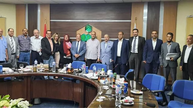 بروتوكول تعاون بين جمعية مستثمرى العاشر والجامعة البريطانية