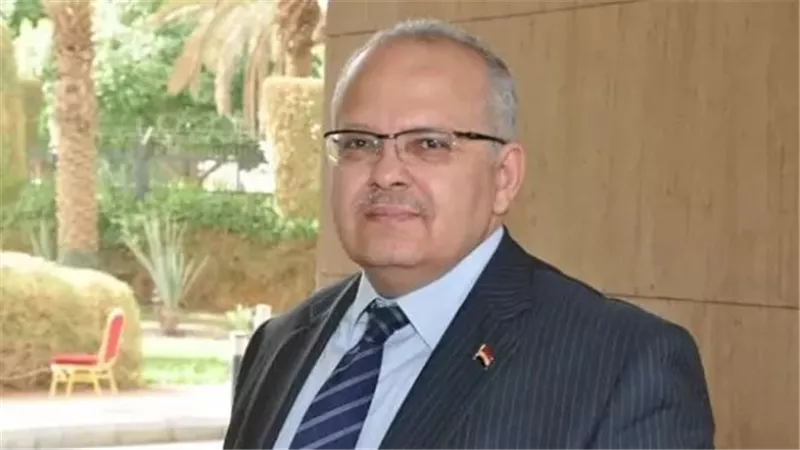 الخشت: انشاء مسرح 