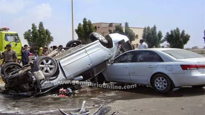 مصرع شخص وإصابة ٦ أخرين فى تصادم سيارتين ملاكي بطريق رأس غارب الغردقة