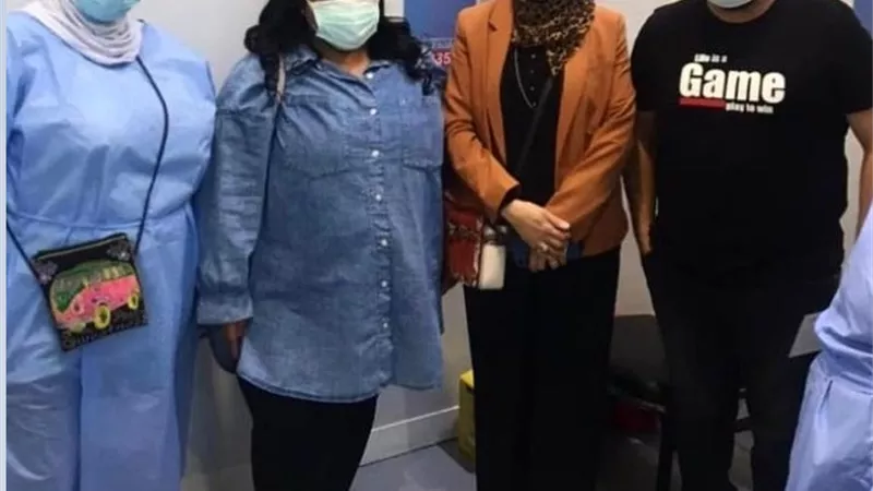 أول ظهور لشيماء سيف برفقة زوجها بعد إثارتها الجدل على طلاقهما