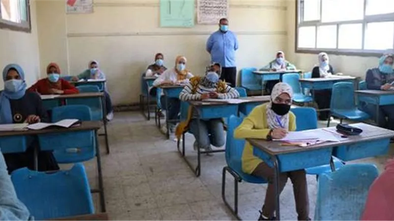 لجان امتحانات