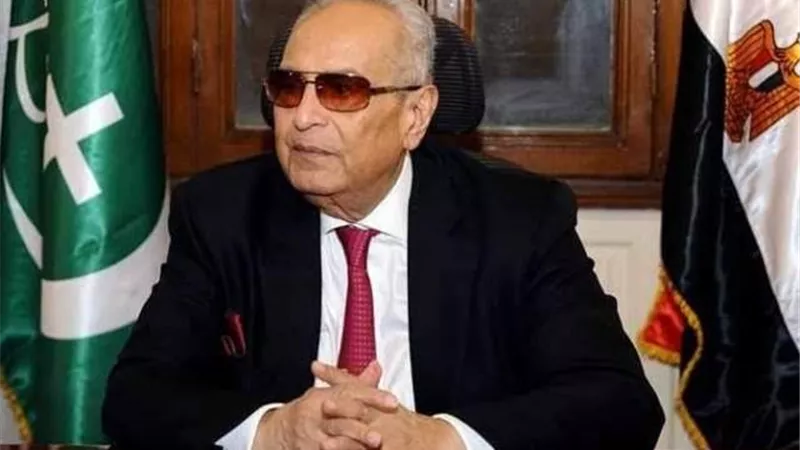 الوفد يكرم الأهلي لفوزه برباعية الموسم الماضي