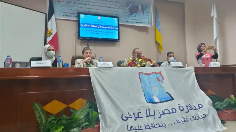 انطلاق دورة صقل لمنقذي ومدربي الغوص والإنقاذ بمحافظة الإسكندرية.. صور