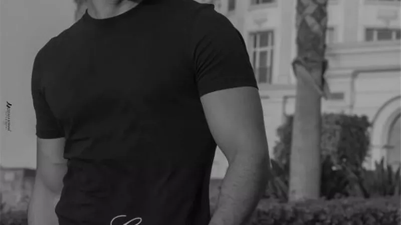 شاهد .. رامز أمير يشارك متابعيه إطلالة جديدة عبر إنستجرام