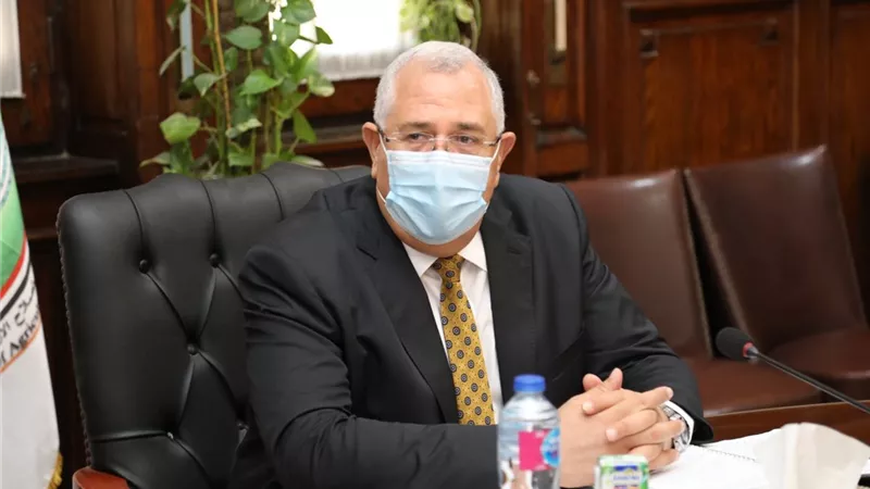 وزير الزراعة يستقبل وفد سعودي .. ويؤكد استمرار حركة الصادرات الزراعية المصرية للمملكة