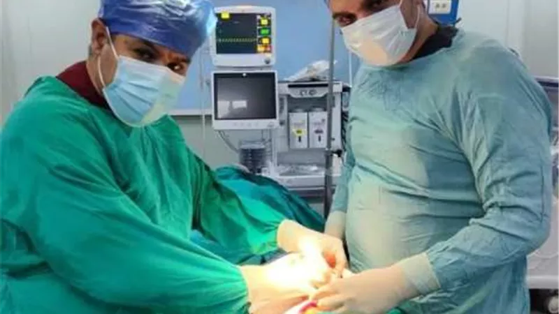 نجاح 3 عمليات جراحية نادرة بمستشفي مطروح العام ..صور