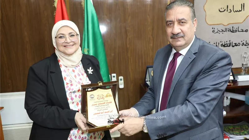 النائبة هناء سرور تُكرم محافظ المنوفية بمناسبة العيد القومي