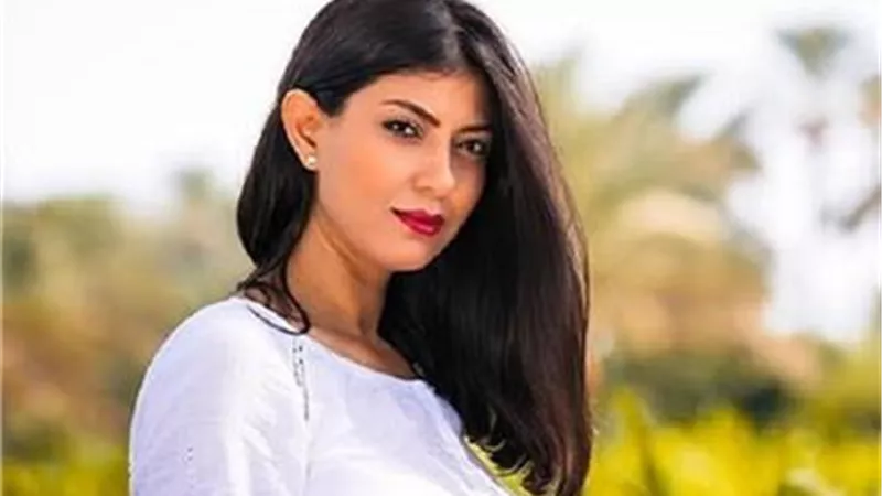 شاهد .. لمياء كرم تتألق عبر إنستجرام وتعلق : كن حقيقياً ليس مثالياً