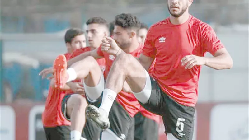 الأهلي يناور.. بأفشة وطاهر