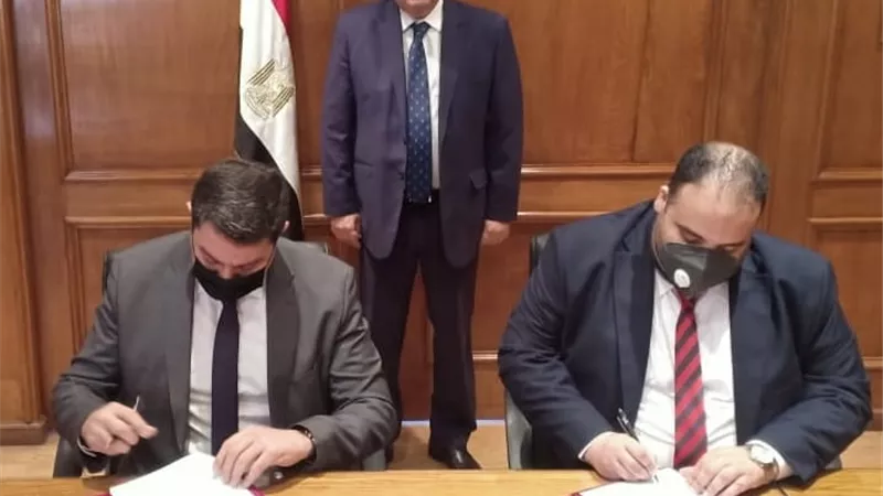 وزير قطاع الأعمال يشهد توقيع مذكرة تفاهم بين 