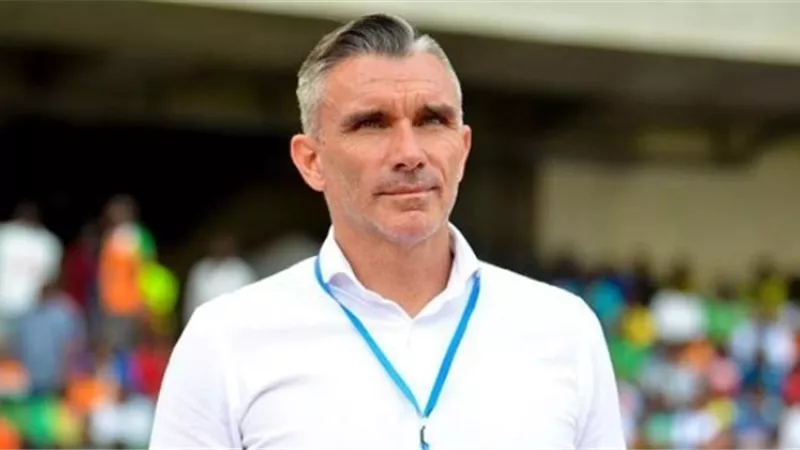 كارتيرون يطالب ادارة الزمالك بمهاجم اجنبى سوبر