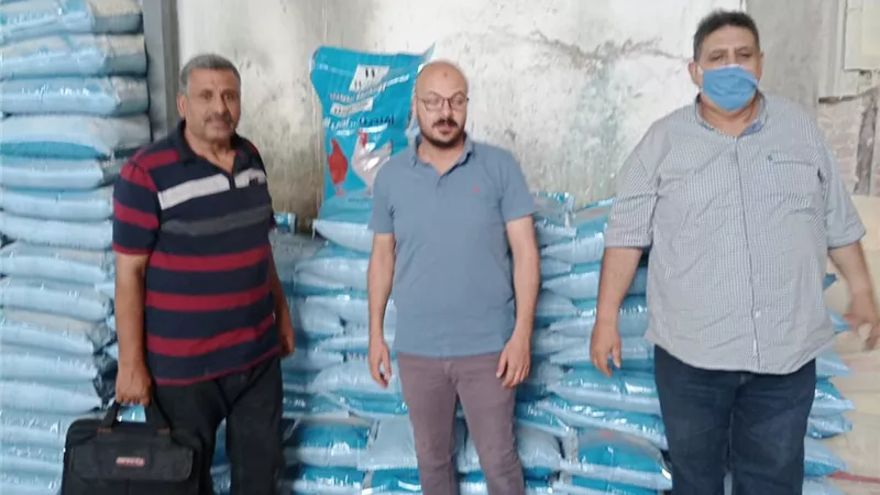 ضبط مصنعين للأعلاف بدون ترخيص والتحفظ على 6.40 طن من الأعلاف بدكرنس بالدقهلية